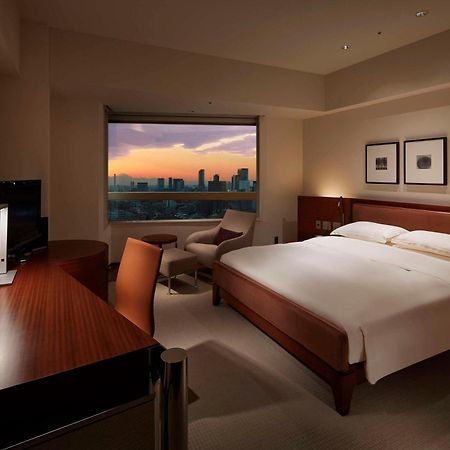 Отель Grand Hyatt Токио Экстерьер фото