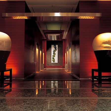 Отель Grand Hyatt Токио Экстерьер фото