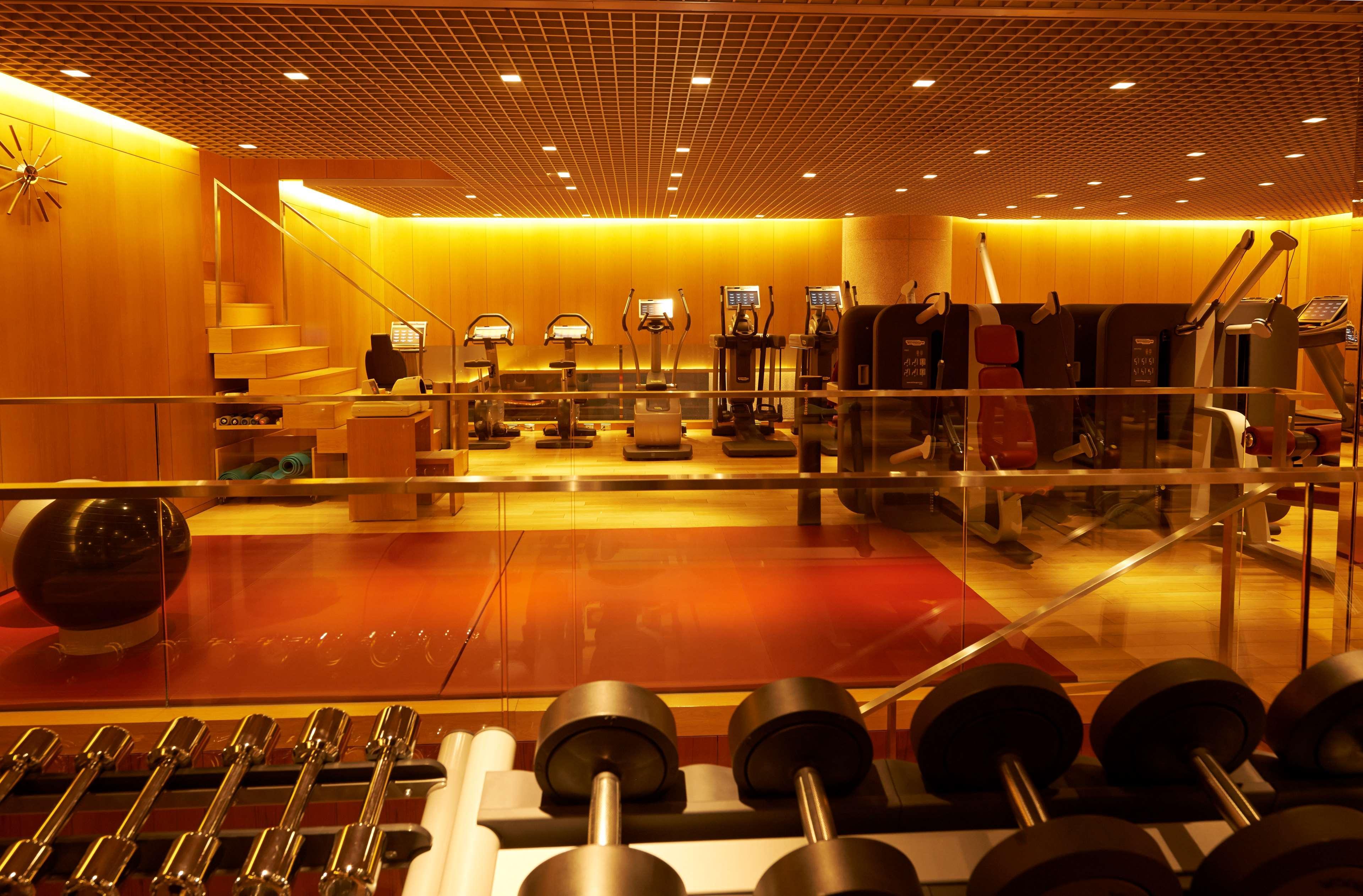 Отель Grand Hyatt Токио Экстерьер фото