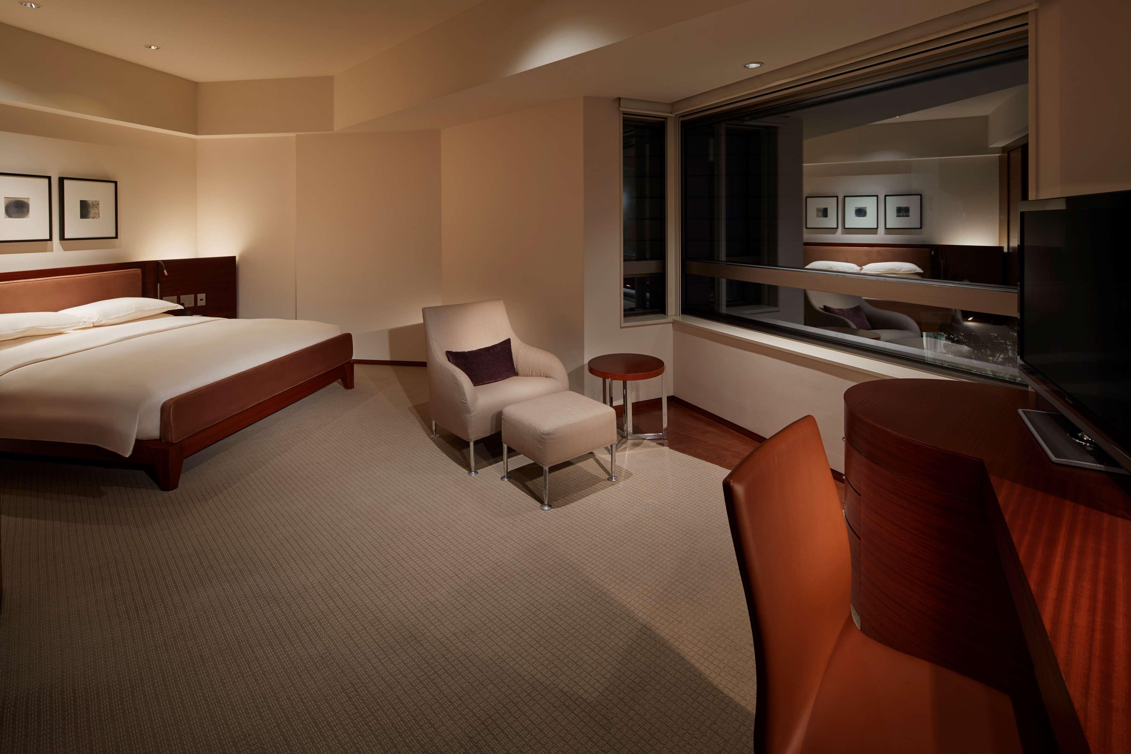 Отель Grand Hyatt Токио Экстерьер фото