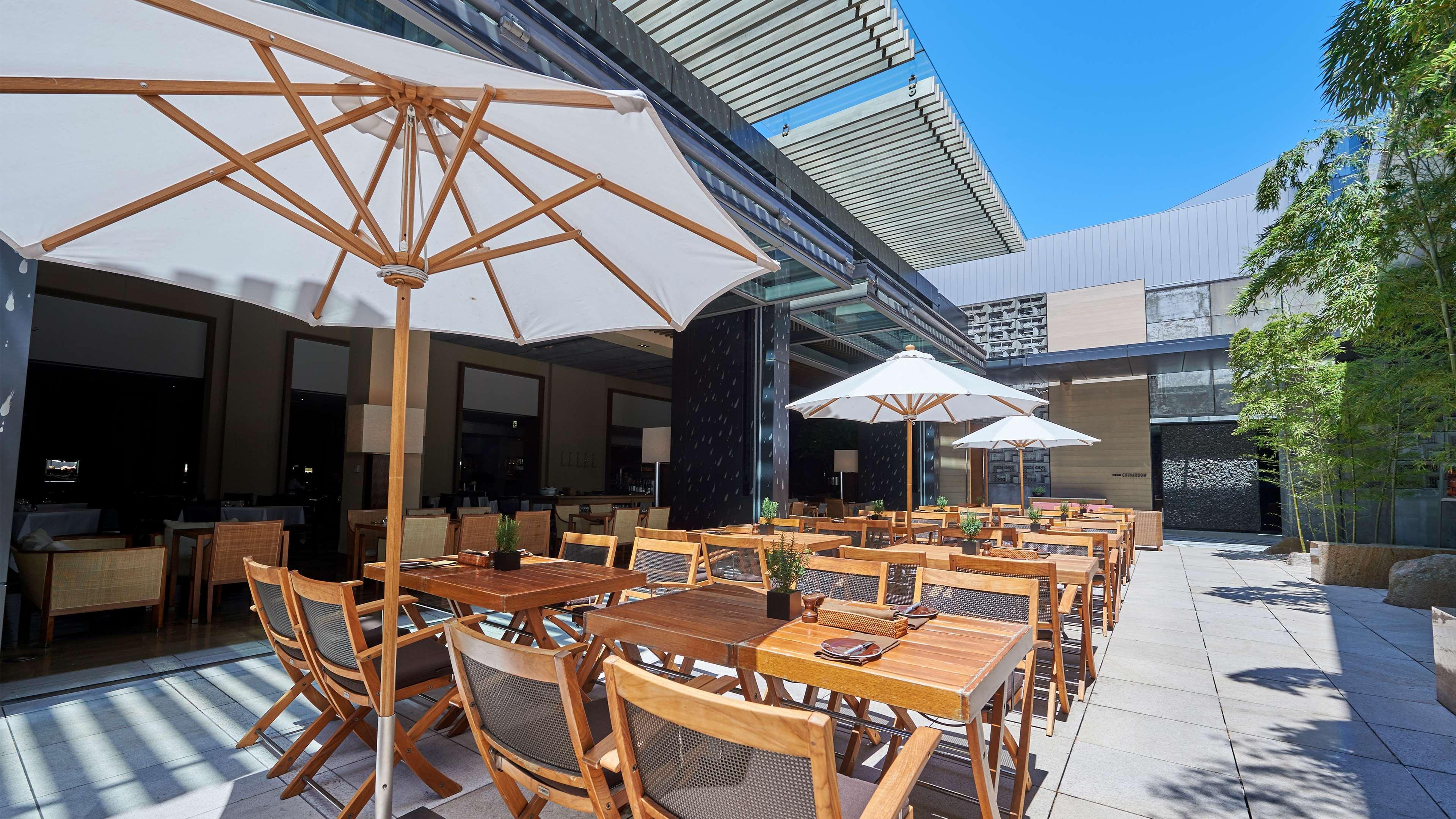 Отель Grand Hyatt Токио Экстерьер фото