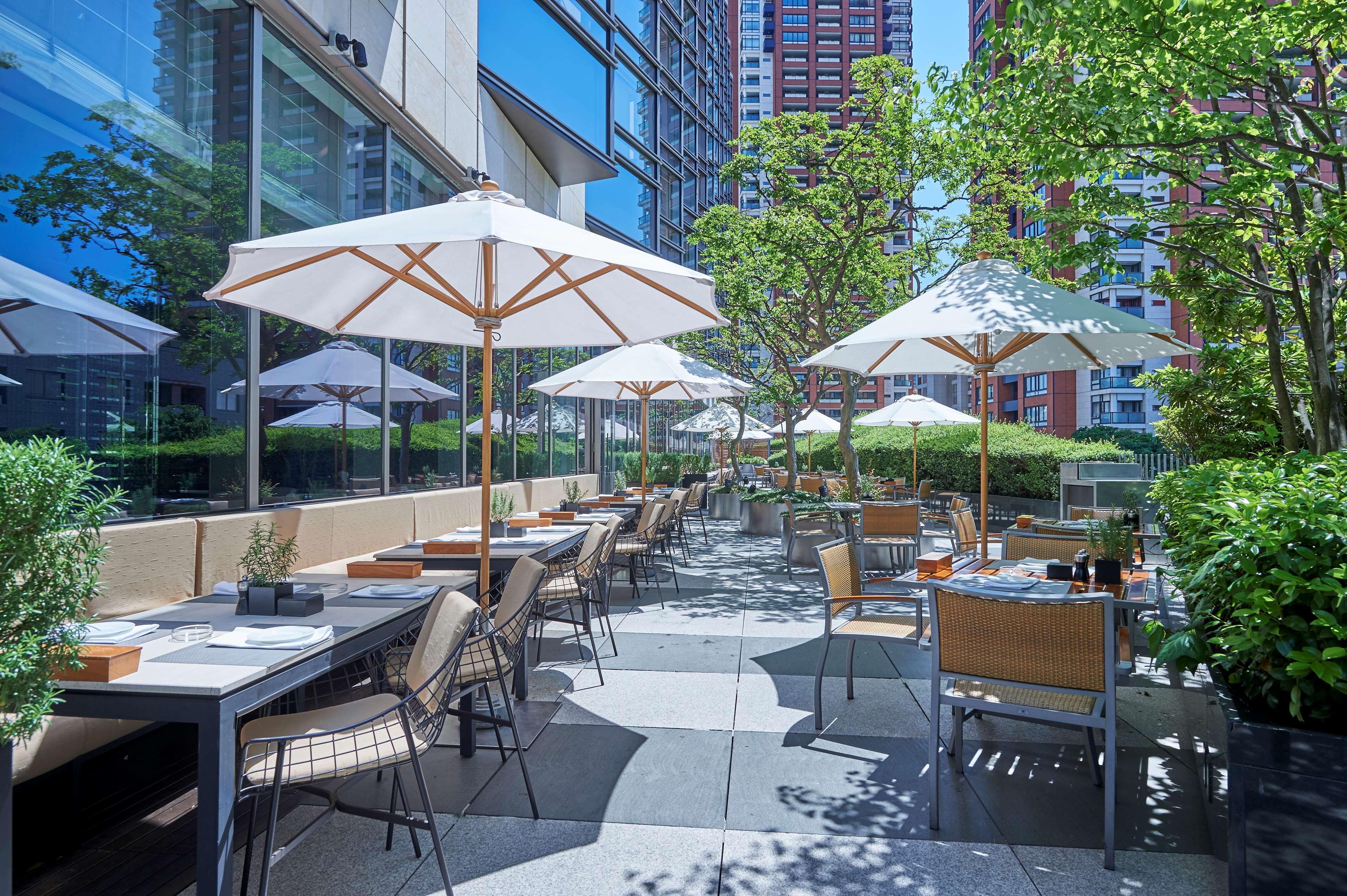 Отель Grand Hyatt Токио Экстерьер фото